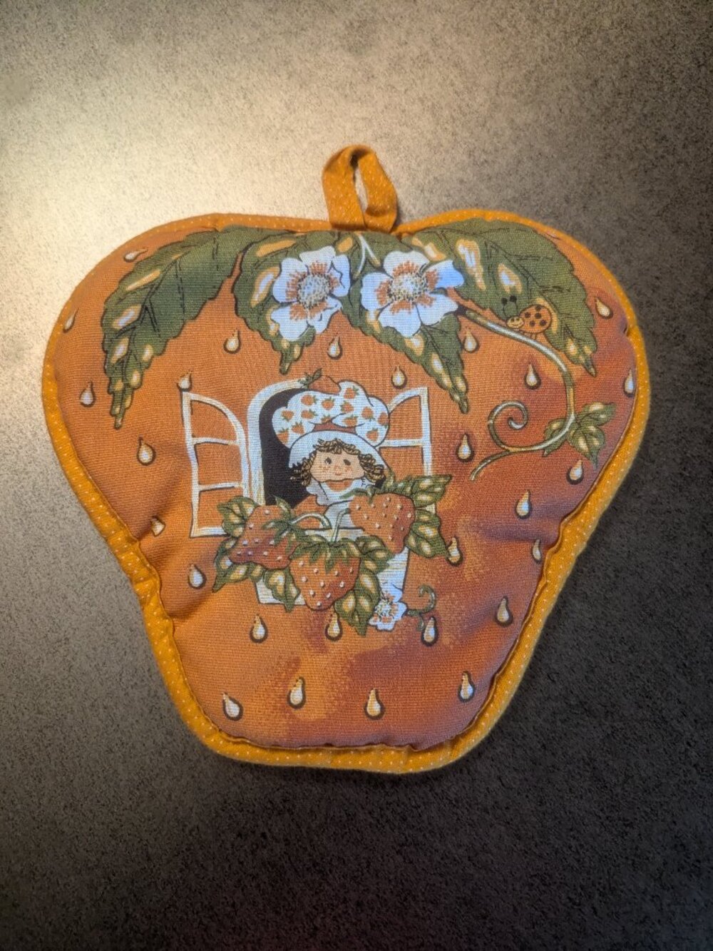 Vintage 1980 Strawberry Shortcake Orange Pot Holder / Hot Pad